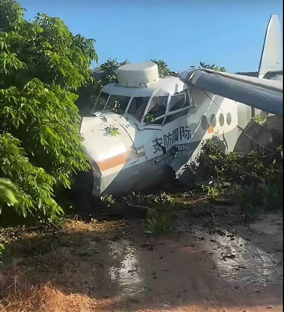 海南一飛機墜落